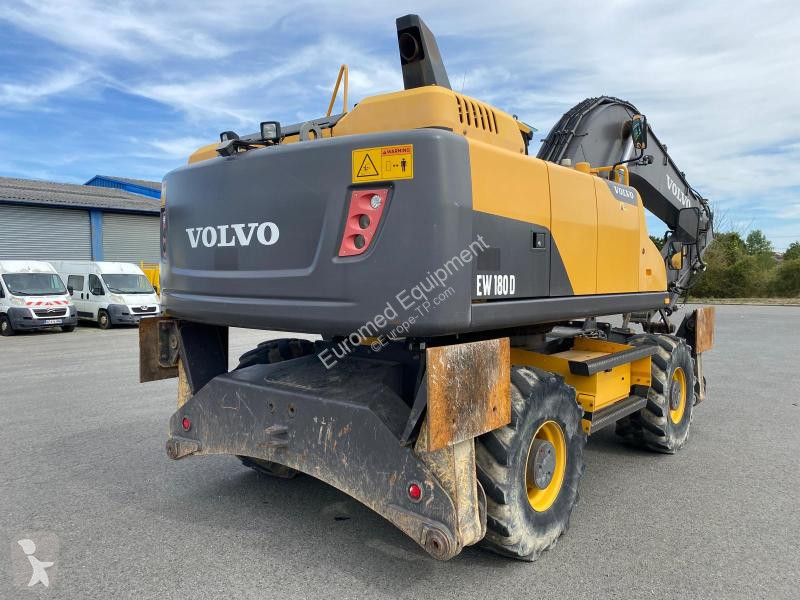 Pelle Volvo EW180