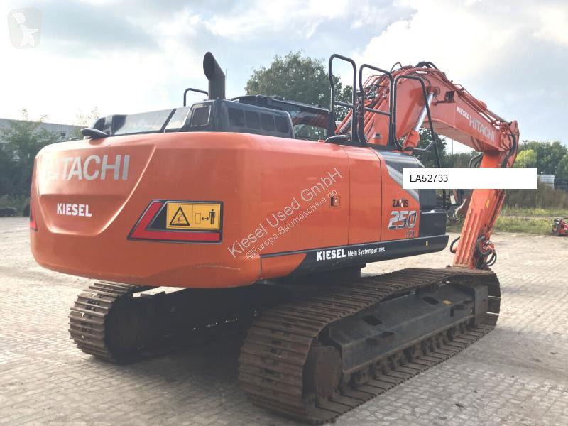 Pelle Hitachi 7