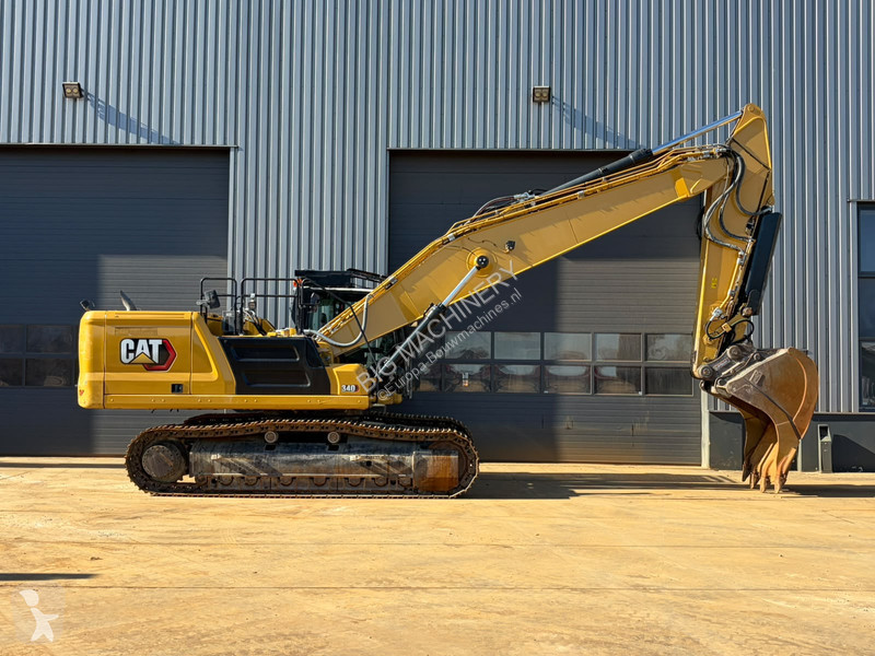 جرافة Caterpillar 07B