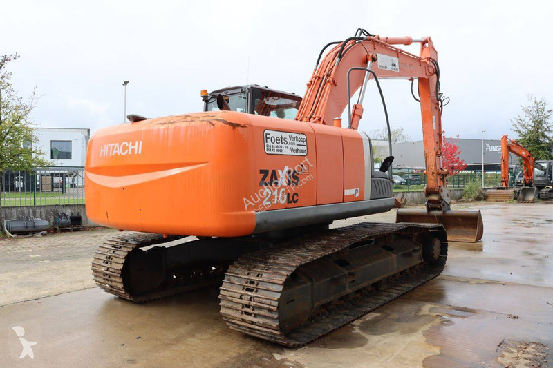 Pelle Hitachi