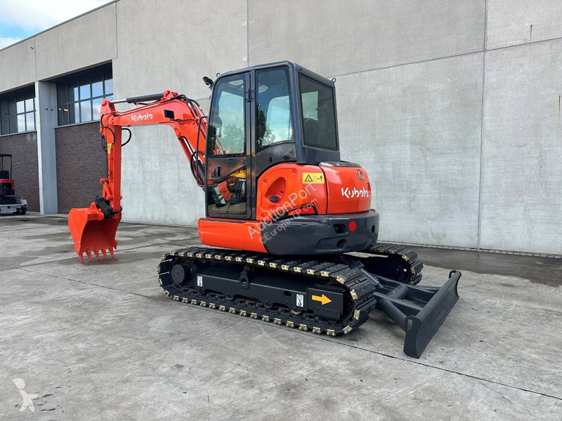 Pelle Kubota KX155-5
