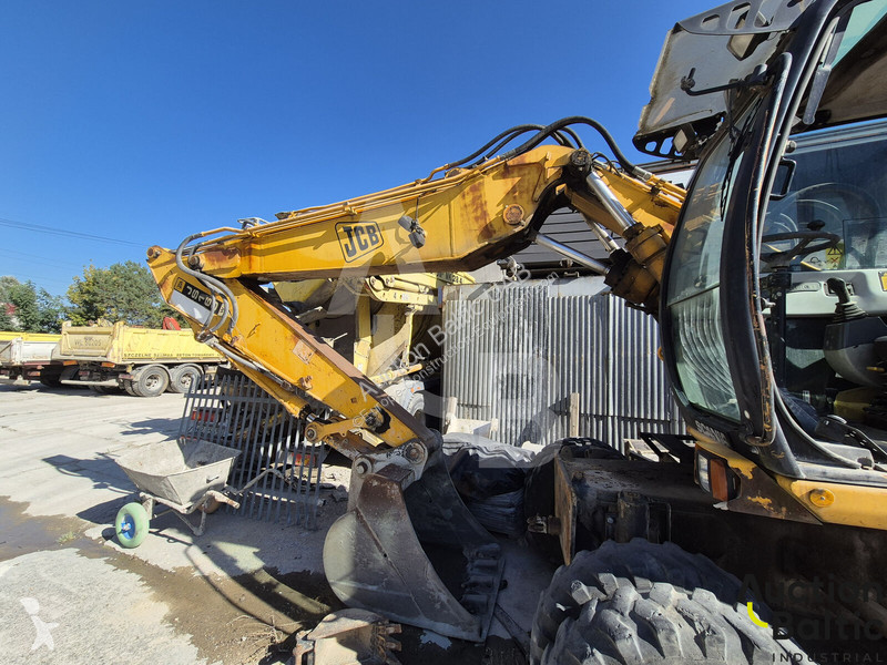 Pelle JCB