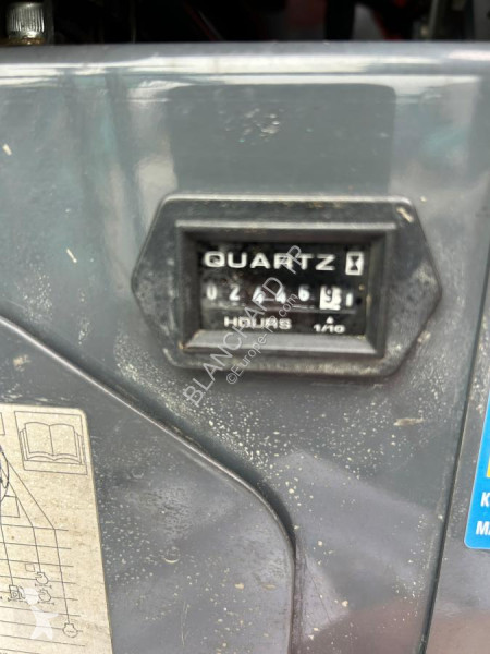 Pelle Kobelco SK55SRX-6E