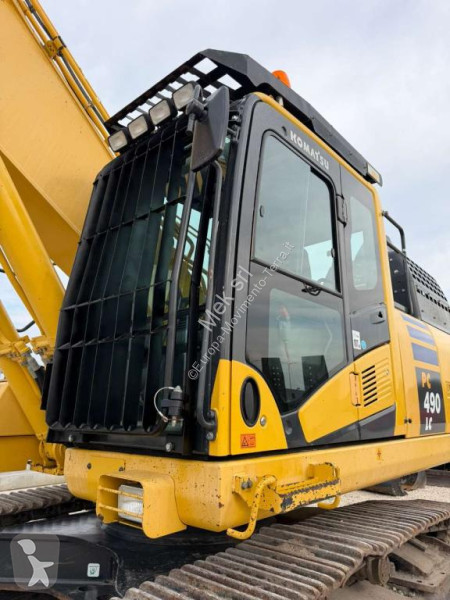 Excavator Komatsu PC490LC-11E0