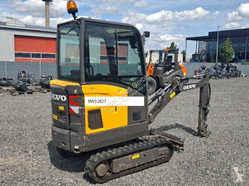 Багер Volvo EC18E