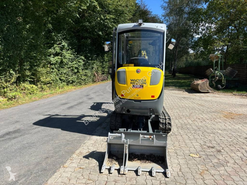 جرافة Wacker Neuson