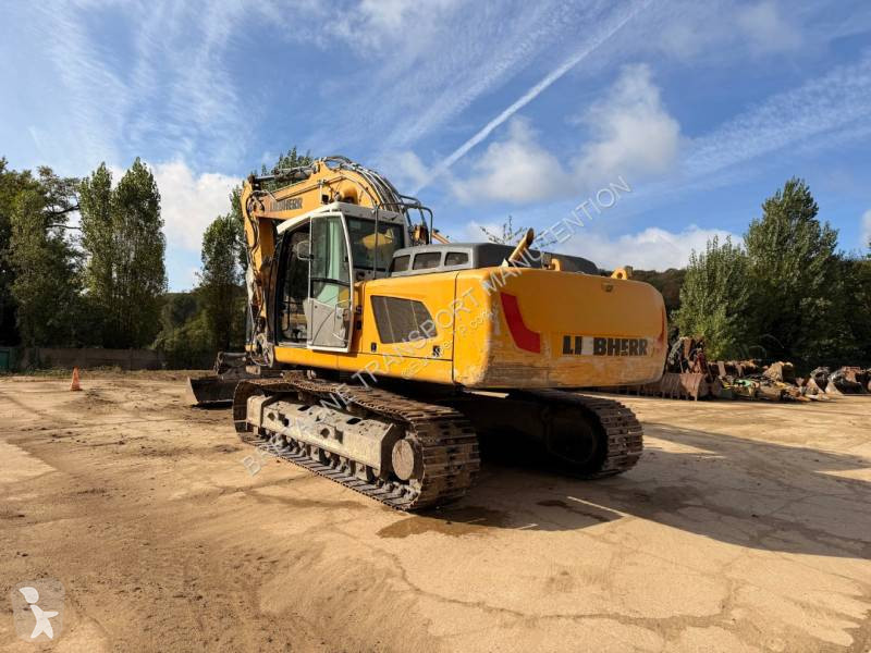 Багер Liebherr