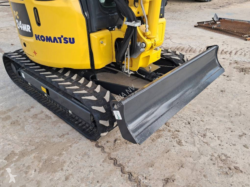 Багер Komatsu PC24MR-5