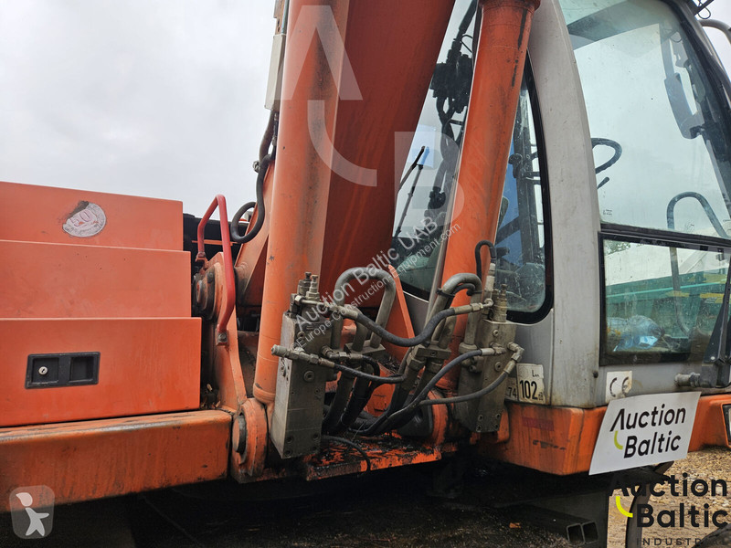 Багер Terex 5