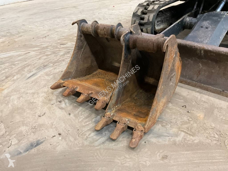 جرافة Yanmar Vio 57-6 A