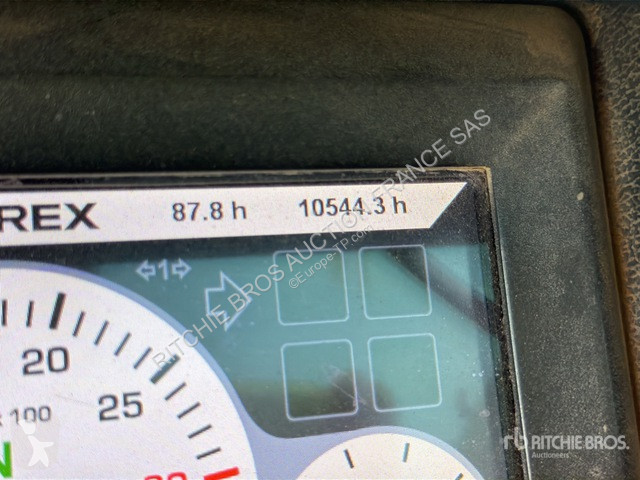 Багер Terex