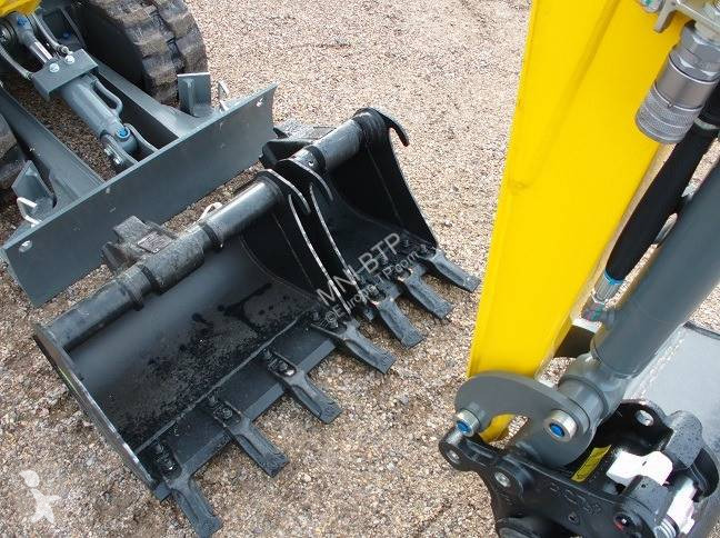 جرافة Wacker Neuson ET08