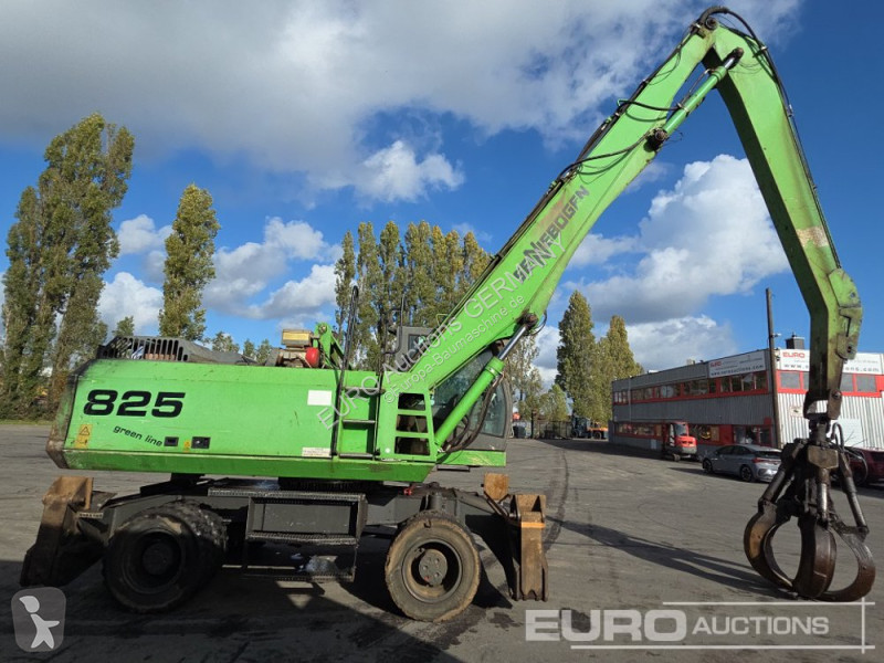 Escavadora Sennebogen M825