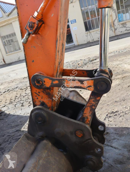 Багер Hitachi