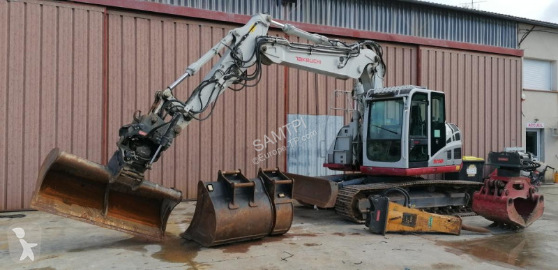 جرافة Takeuchi 2150