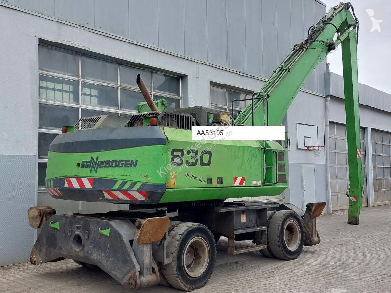 Escavadora Sennebogen 830