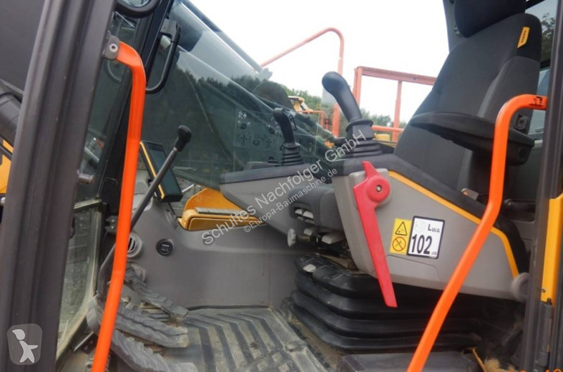 Skovel Volvo EC 220 E