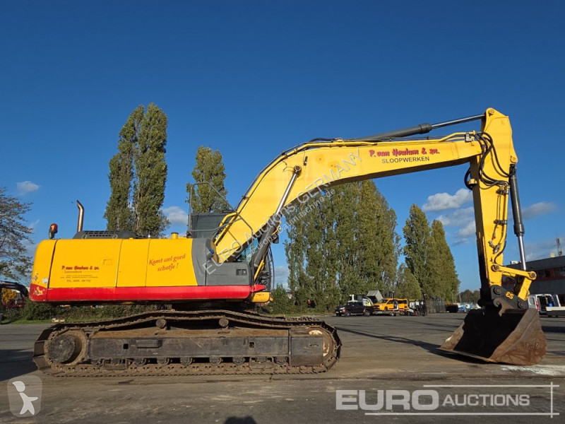 Excavadora New Holland