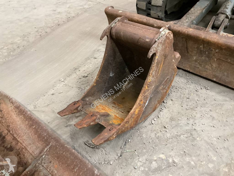 Escavadora Volvo ECR D