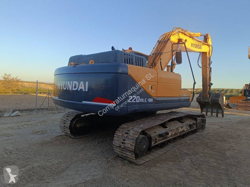 Excavadora Hyundai R220LC-9A