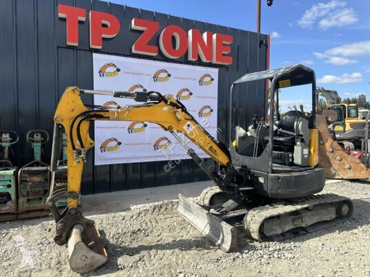 Escavadora Bobcat Canopy