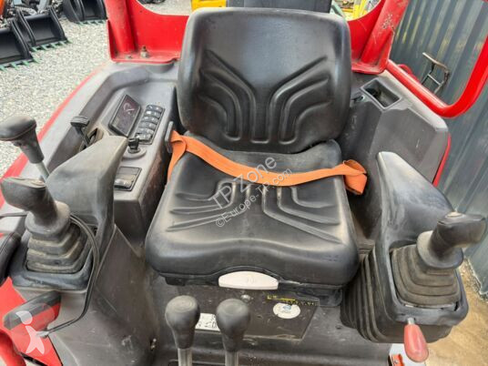Escavadora Volvo ECR25D