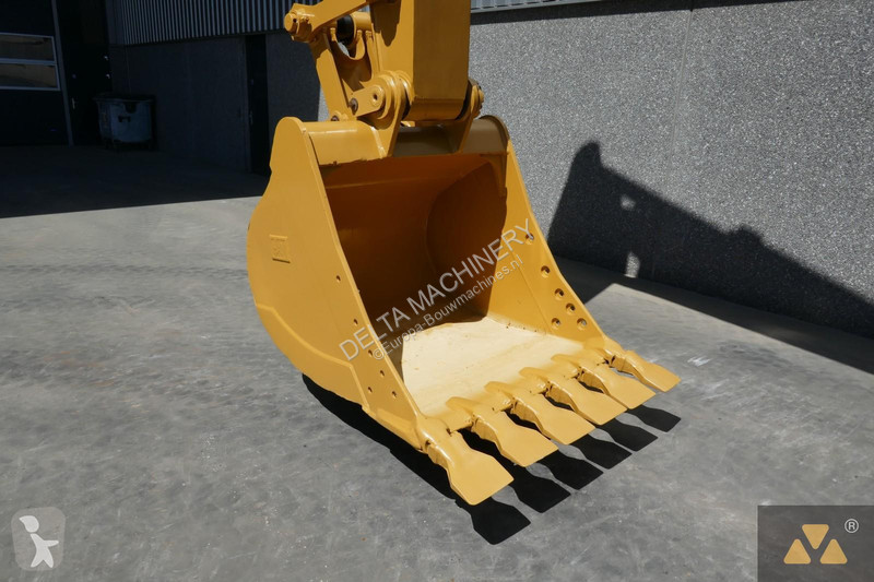 Graafmachine Caterpillar 335F LCR