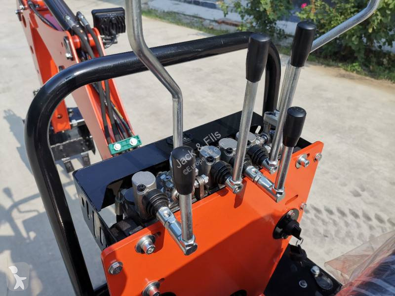 Escavadora Jack & Fils JF08