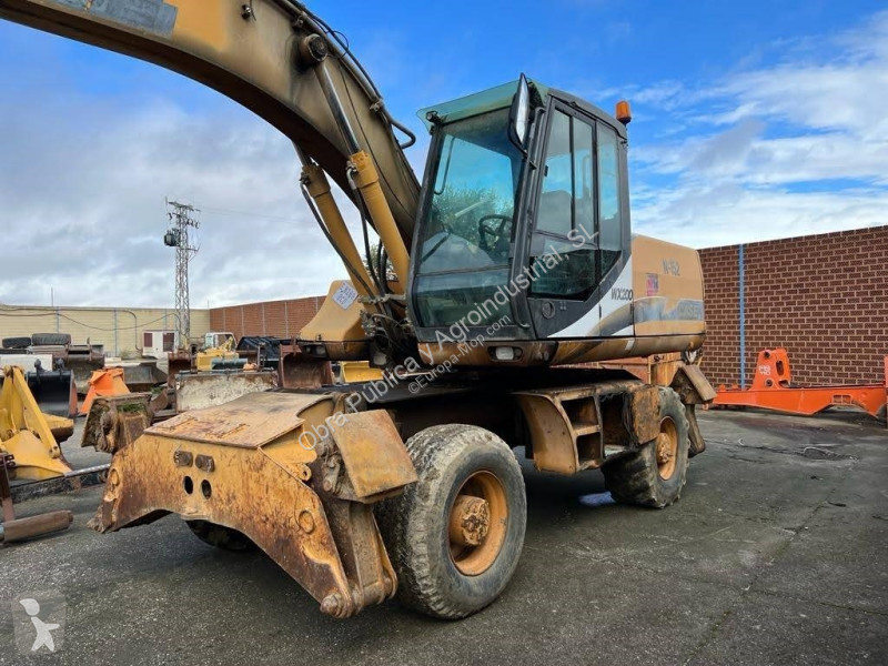 Excavadora Case