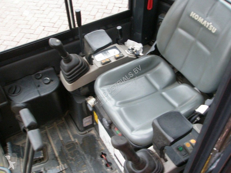 Escavatore Komatsu PC16R-3HS