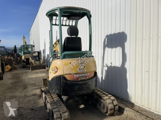 Escavatore Yanmar vio25-4 canopy