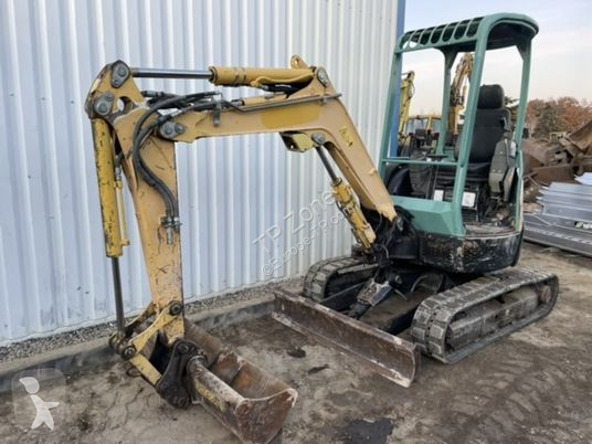 Escavadora Yanmar vio25-4 canopy