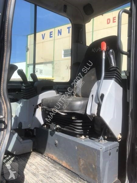 Escavatore Kubota 057-4