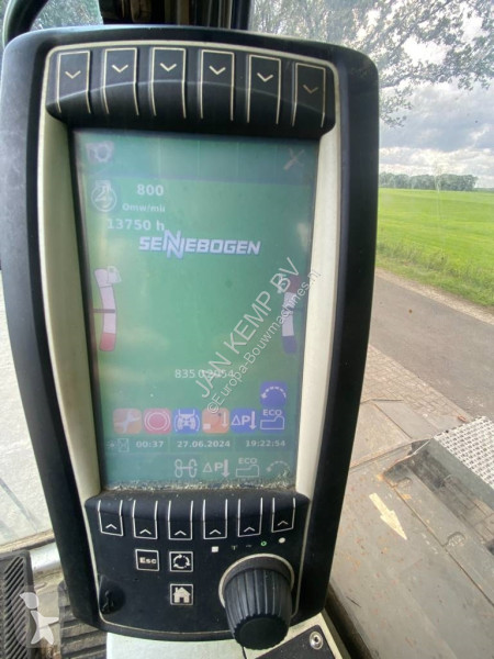 Excavator Sennebogen 835