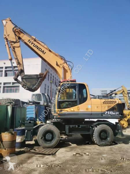 Excavadora Hyundai R130 R150 R210-9T