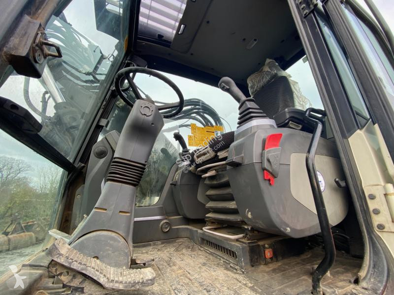Escavadora Hidromek 140W-3B