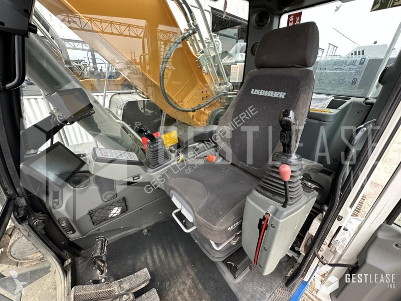 Escavadora Liebherr  R930LC G8