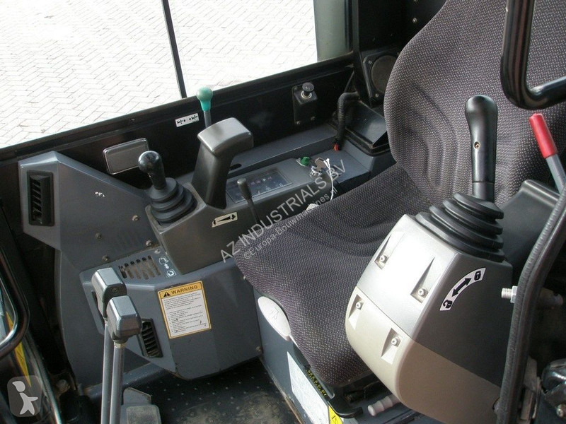 Skovl Takeuchi