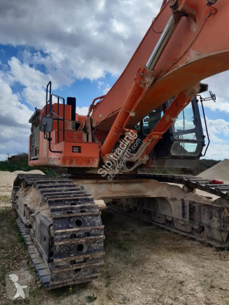 Escavadora Hitachi