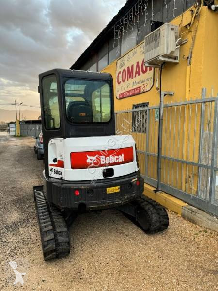 Escavadora Bobcat