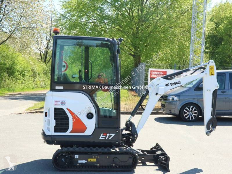 Lopatový nakládač Bobcat E 17