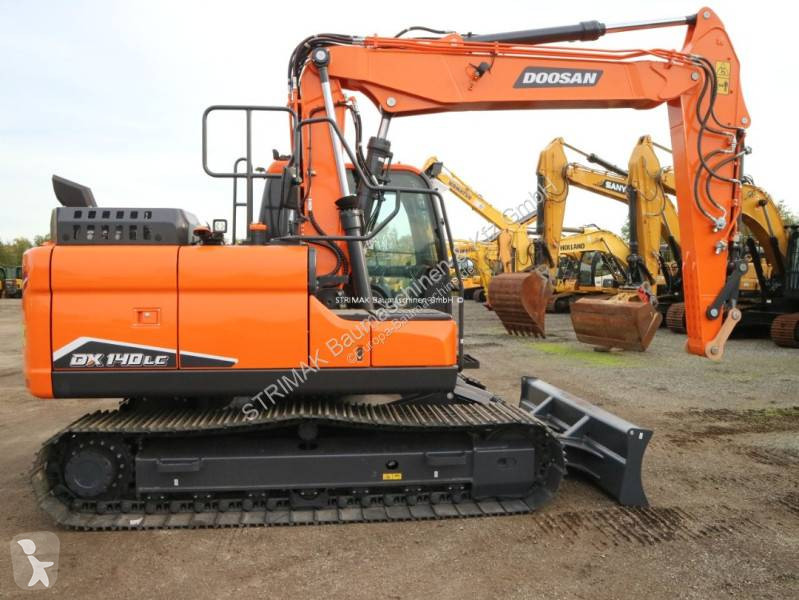 جرافة Doosan DX 140 LC-7