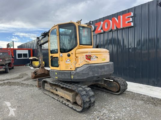 Escavadora Volvo ecr88d