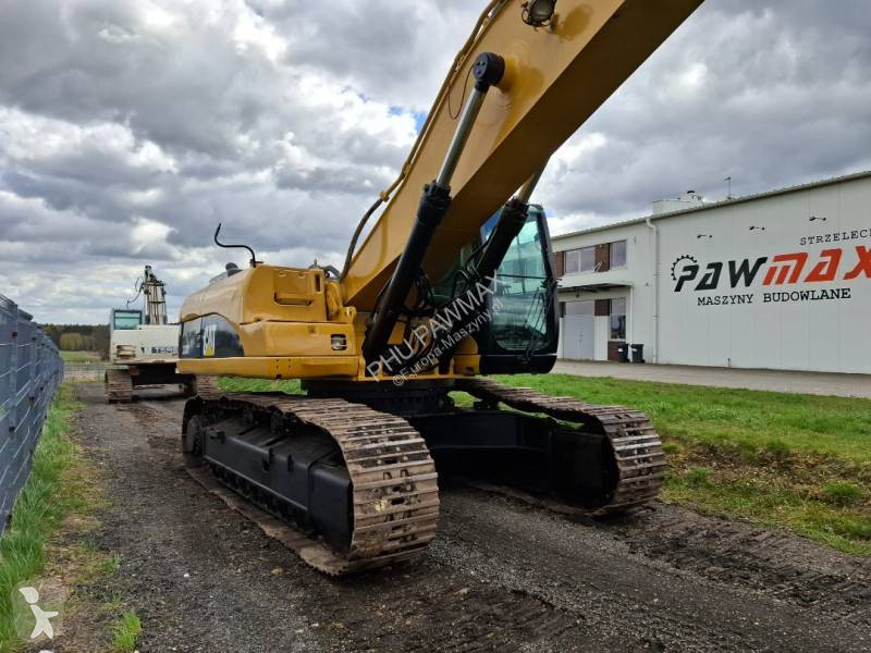 Excavator Caterpillar L