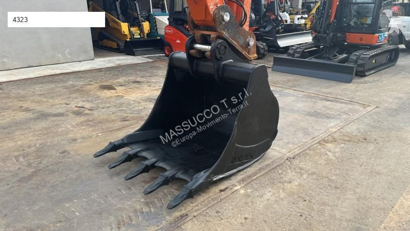Escavatore Hitachi -5B
