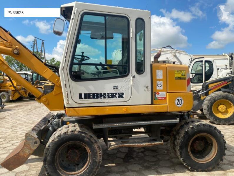 Escavadora Liebherr