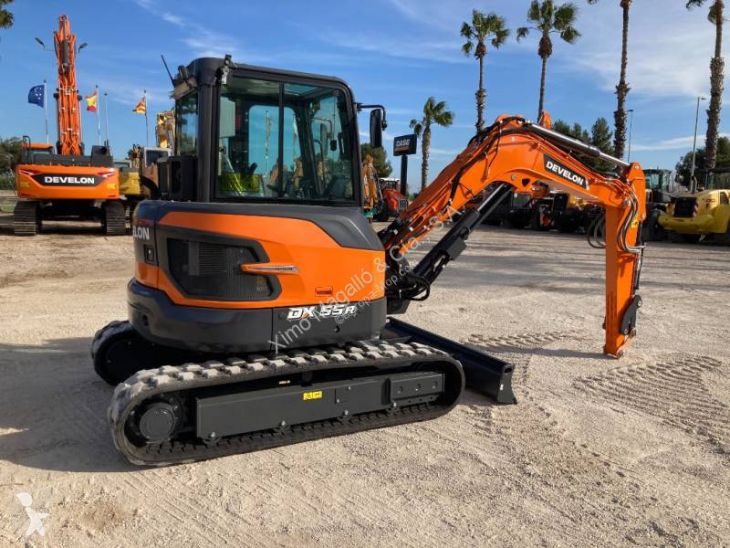 Escavadora Doosan DX55R-7