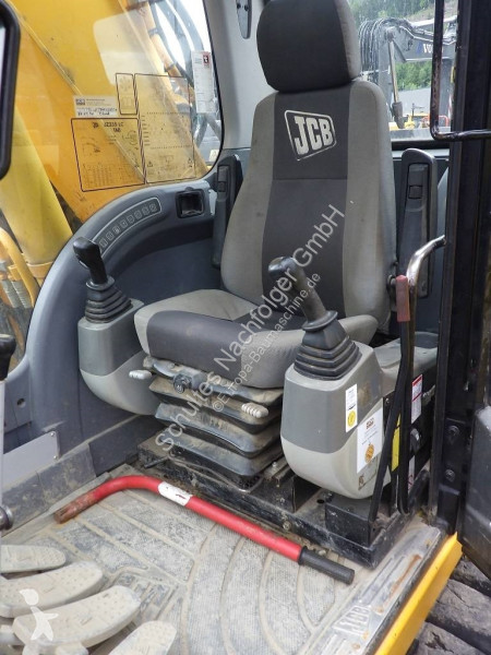 Excavator JCB