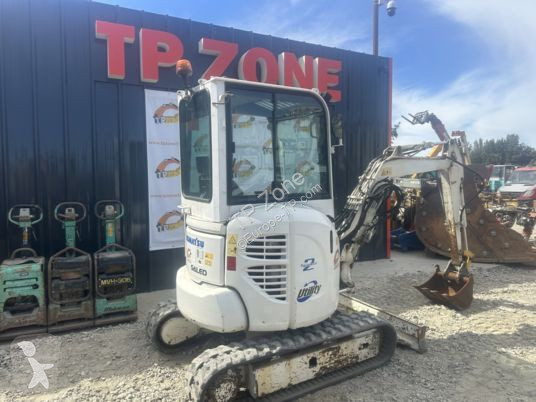 Escavadora Komatsu pc26mr-3 cabine à 19500€ ht