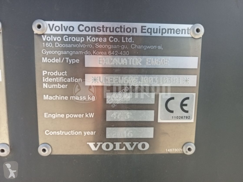 Rýpadlo Volvo EW60E with 5 buckets